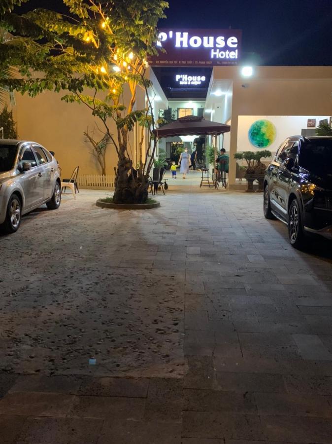 P'House Hotel Phan Thiet Exterior photo